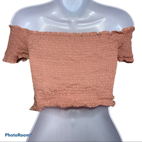 Ambiance Scrunched Off the Shoulder Pink Crop Top - Picture 5 of 8